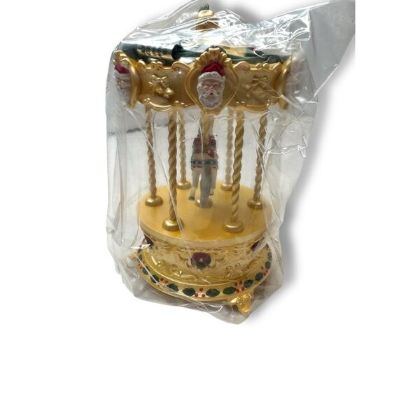 Hallmark 1994 Tobin Fraley Holiday Carousel Magic Ornament Lights & Music - Picture 4 of 9